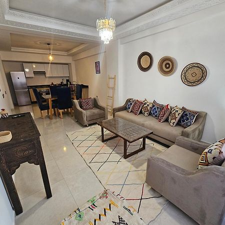 Charming Apartment In เอสเซาอิรา ภายนอก รูปภาพ