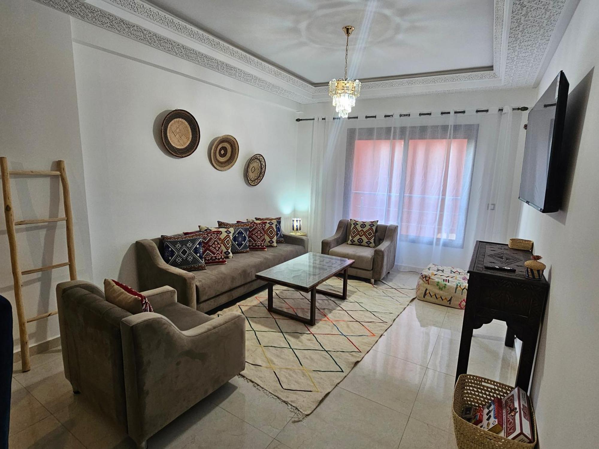 Charming Apartment In เอสเซาอิรา ภายนอก รูปภาพ
